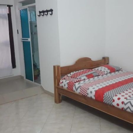 Hostal La Estrella Real アルボレテス エクステリア 写真