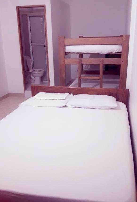 Hostal La Estrella Real アルボレテス エクステリア 写真