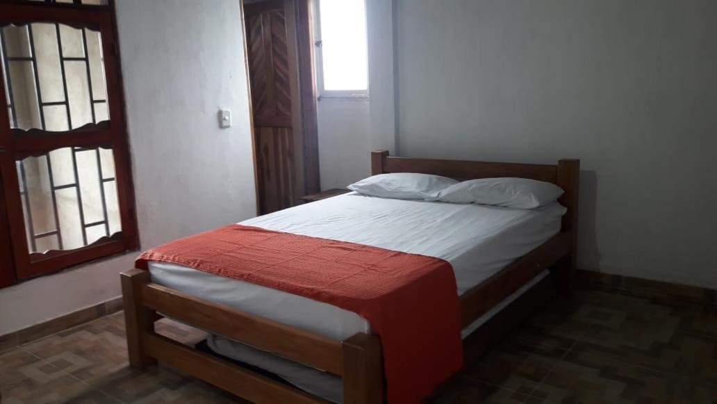 Hostal La Estrella Real アルボレテス エクステリア 写真